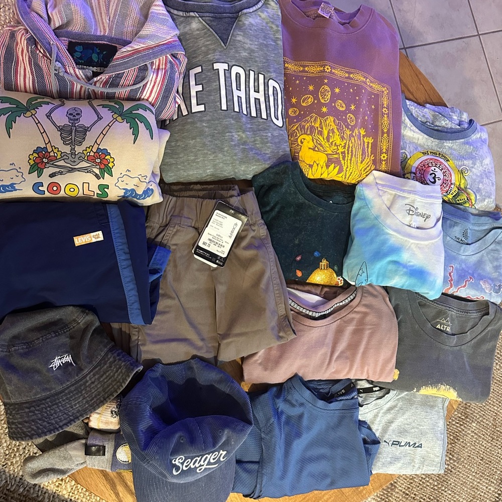 Clothing Lot Unisex Resale Vintage Medium Large XL 15+ pieces - Used and New